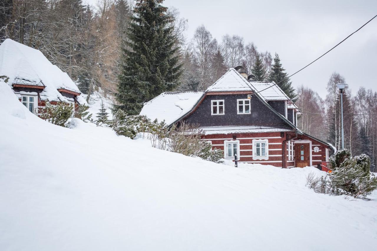 Roubenka Anna Villa Unter-Polaun Buitenkant foto